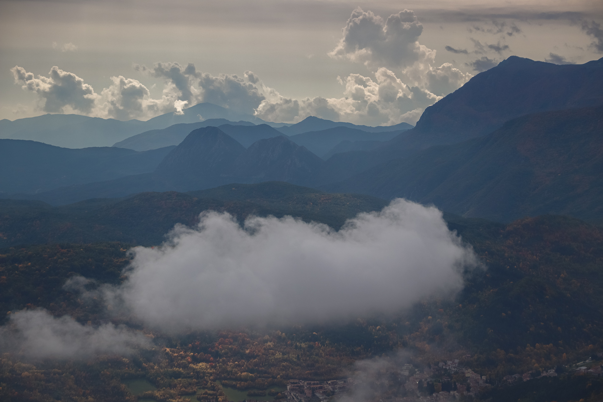 paysage montagneux dans les Abruzzes