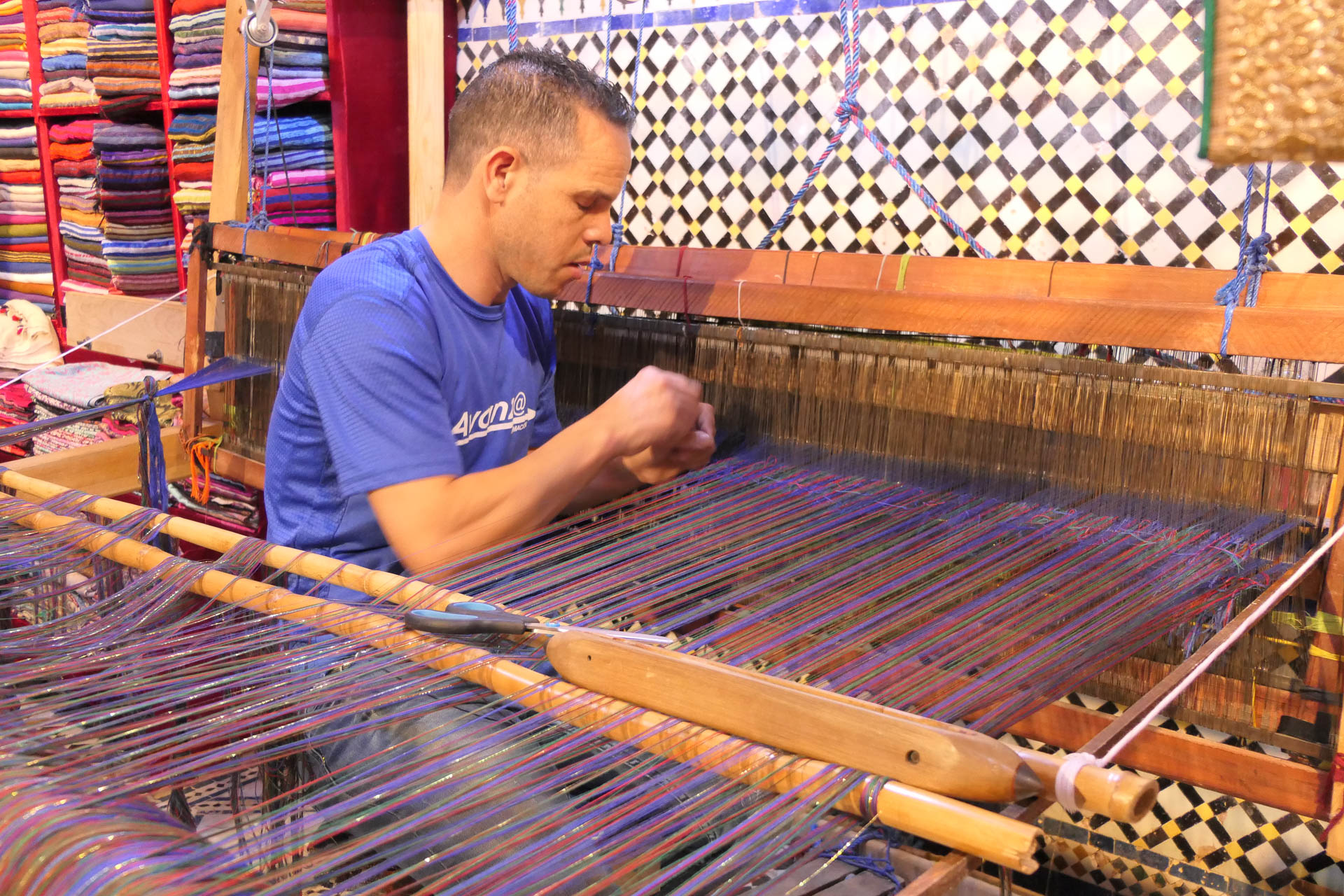 Tisserand au Maroc